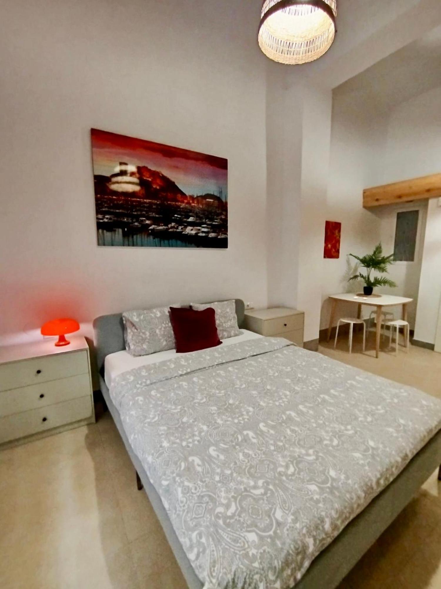 Soho Boho Apartments - With Sunny Rooftop Terrace And Fiber Optic Internet 알리칸테 외부 사진